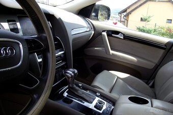Audi Q7 - 7