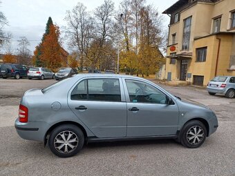 Predám škoda fabia sedan r.v.2004 - 7
