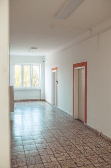 Prenájom kancelárskych priestorov - 7