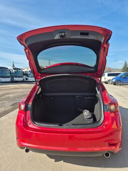 Mazda 3 hatchback 2.0 benzín - 7