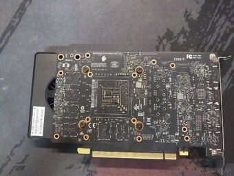 Nvidia quadro P2200 - 7
