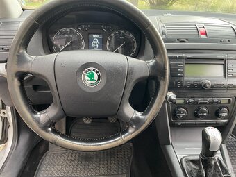 Škoda Octavia - 7