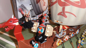 Lego 7018 - Vikings - Vikingská loď a Midgarský had - 7