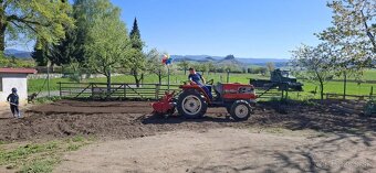 Služby malotraktorom Kubota GL25 - 7