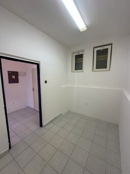 Obchodný priestor v strede mesta Sereď, 38m2 - 7
