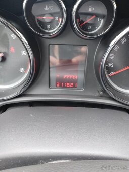 Opel Astra 1.7 CDTI 92KW 2010 - 7