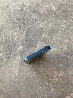 Apple iPhone 13 Blue 128GB - 7
