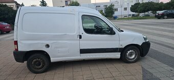 Berlingo 1.9 D 51kw CHLADNIČKA - 7