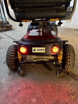 Elektrický skúter pre seniora - 7