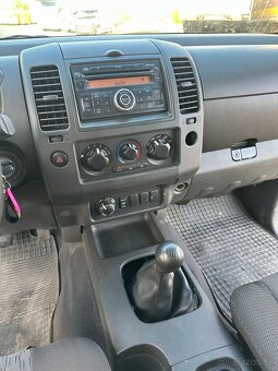 NISSAN NAVARA, 2488 cm3, 140kW, r.v.: 2012. - 7