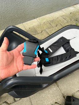 Thule Ride Along + Thule Low Saddle adapter - 7