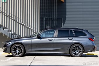 BMW Rad 3 Touring 318d A/T 2020 - 7