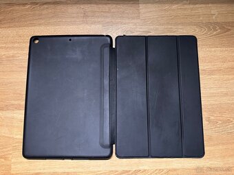 iPad 32GB (8th generation) Wi-Fi - 7