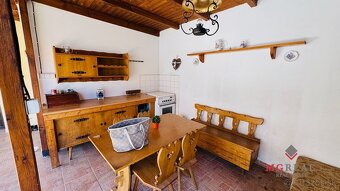Na predaj rodinný dom vo V. Uherciach – pozemok 853 m2 – rek - 7