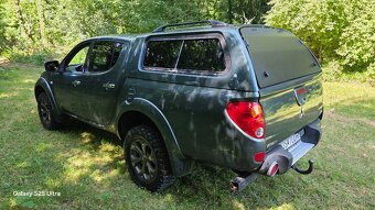 Mitsubishi l 200 - 7