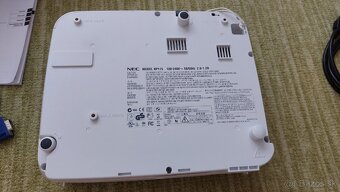 Predám NEC projektor - 7