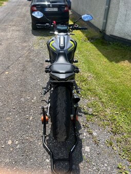 Yamaha mt07 - 7
