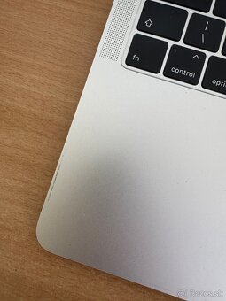 MacBook Air 2018 13’ palcový 256gb - 7