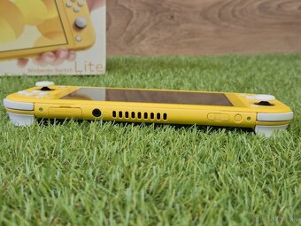 Nintendo Switch Lite žlté + hra KohLanta - 7