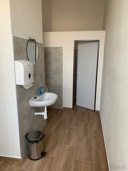 Klimatizovaná kancelária na Fiľakovskej ceste - 30m2 - 7