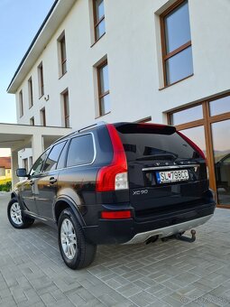 Volvo XC90 2.4 D5 7 miestne - 7