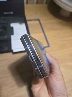 Predám Samsung Galaxy Z Fold5– Dual SIM, 12 GB - 7