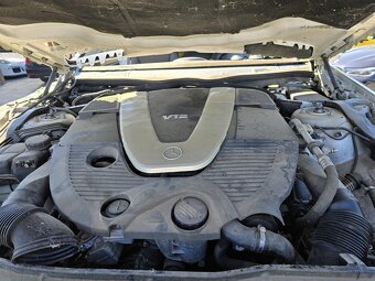 Mercedes-Benz SL 600, V12, částečně rozkraden - 7