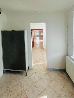 Na prenájom/predaj budova (obchodné priestory) Sečovce - 7