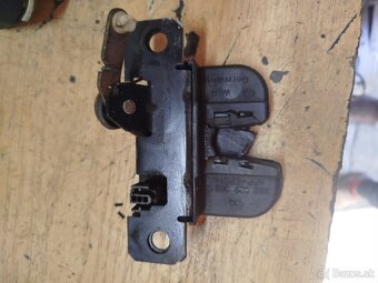 Zámky Passat B5.5 - 7