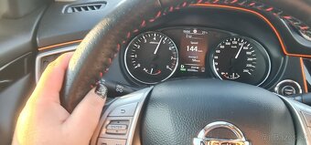 Nissan Qashqai 1.2 turbobenzín 2014 - 7