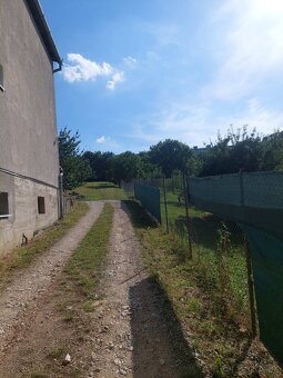 Investícia - Predám veľký RD ktorý ma zapísané 3byty na LV - 7