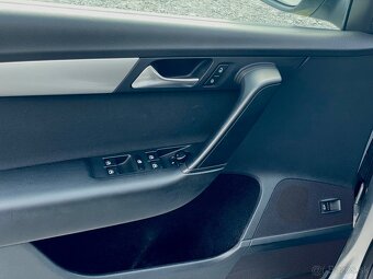 VW Passat B7 Variant 2.0 TDI 170k DSG 181 600 km - 7