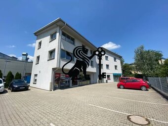 Na prenájom samostatná kancelária s parkovacím státím, Lamač - 7