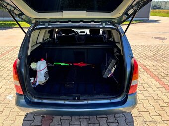 Opel Astra caravan 1,4 benzín - 7