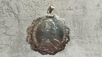 Velká stříbrná mince - ag tolar Marie Terezie(novoražba) - 7