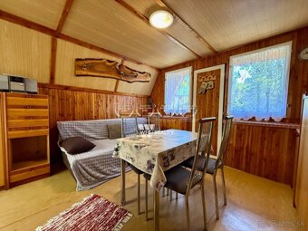 Rekreačná chata s panoramatickým výhľadom na vrch Sitno - 7