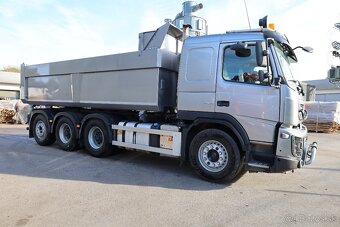Volvo FMX 500 Strieborný - 7