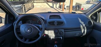 Renault Clio - 7