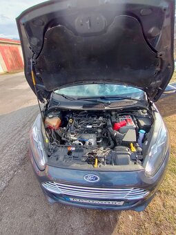 Predám Ford Fiesta r. 2014 benzín 1,0 - 7