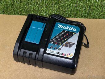 Makita DC18RC nabíjačka - 7
