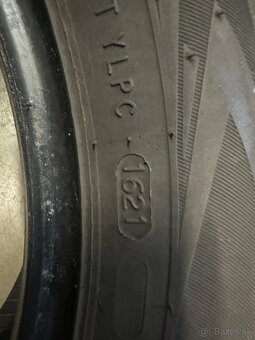 zimne Nokian Wr d4 195/60 R16 - 7