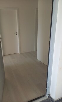 Predám byt 62m2; záhrada 53m2,parkov.miesto, RAJKA Maďarsko - 7