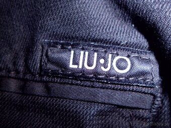 Liu Jo pánske nové krátke chino nohavice s elastanom M - 7