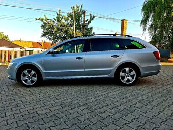 ŠKODA SUPERB COMBI GREENLINE 1.6TDI 105K ELEGANCE. - 7