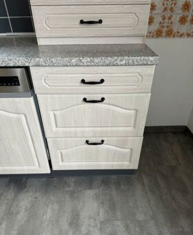 Venkovská kuchyňská linka s vestavěnými spotřebiči,5627 - 7