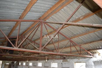 NA PRENÁJOM: sklad-hala 270m2 - Voderady - 7