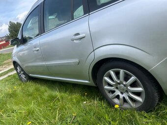Opel zafira - 7