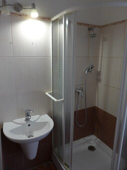 1izbák // Hurbanova 2, ŠAĽA - 7