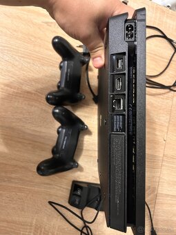 PlayStation 4 Slim 1TB vo výbornom stave - 7