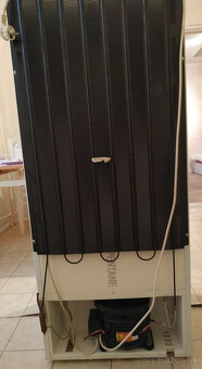 Chladnička s malou mrazničkou Indesit - 7